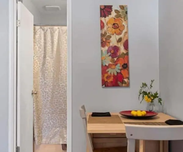 Loma Linda Apartment *